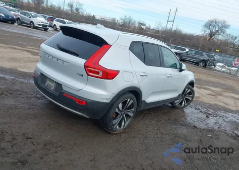 2020 Volvo Xc40 T5 Momentum from USA, damaged, VIN YV4162UK1L2183876